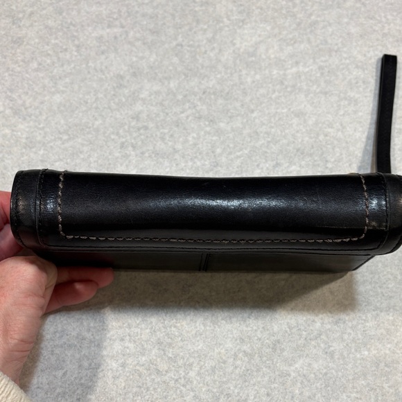 Coach 65th Anniversary Vintage Black Leather Wallet with Gold Turnlock Hardware - Picture 4 of 10